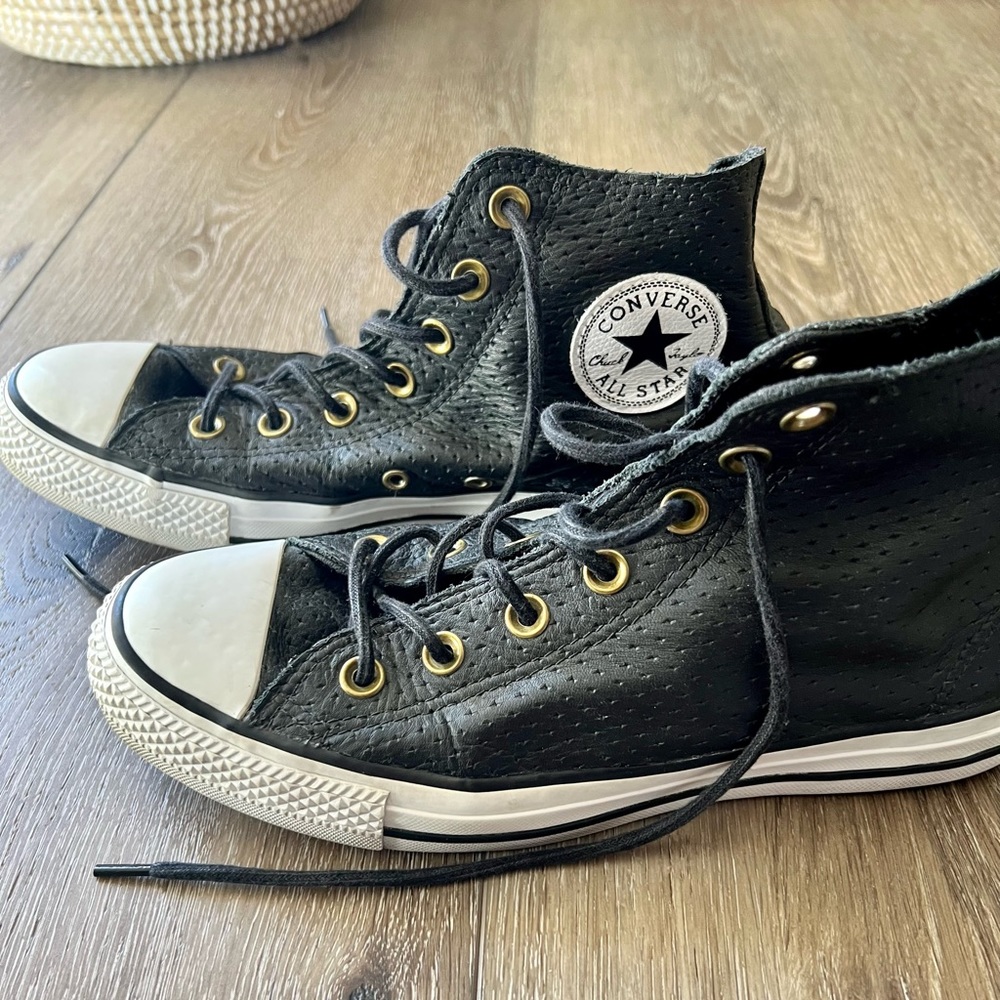 Women’s Converse